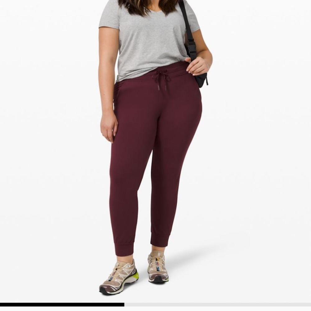 Lululemon ready to rulu joggers